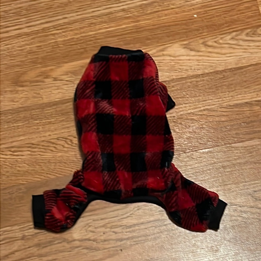 Pet outfit